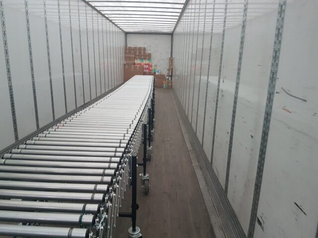 bestflex conveyor loading truck